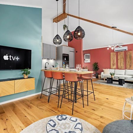 Edler Wohnraum Schwanenteich-Penthouse Mit Garage, Grill, Kaffeevollautomat, Klima, Lift & Terrasse Zwickau Exterior foto