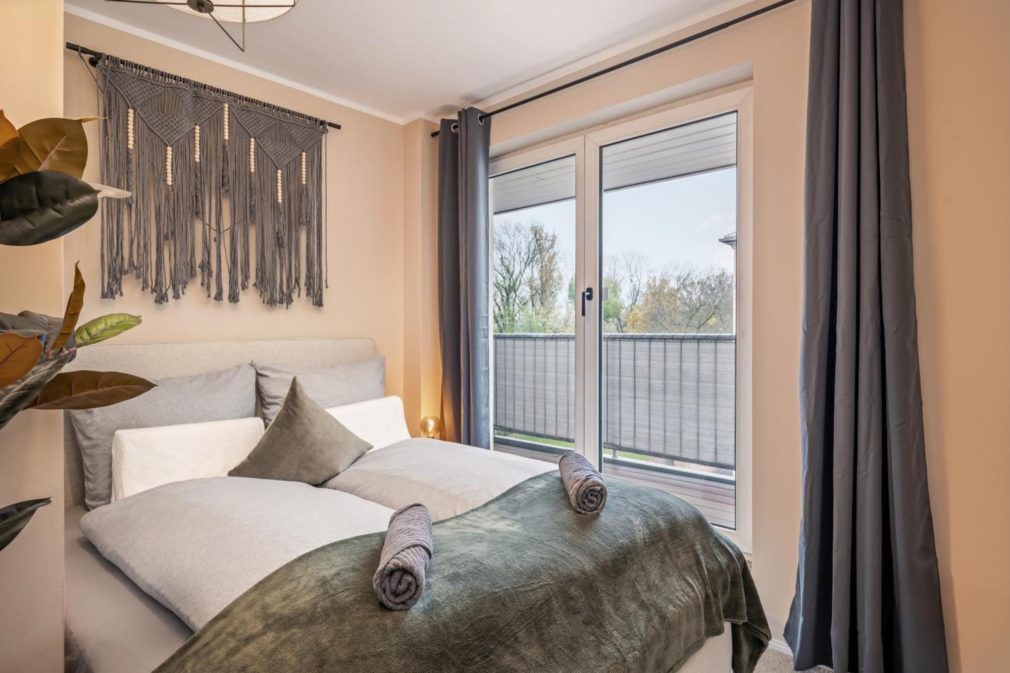 Edler Wohnraum Schwanenteich-Penthouse Mit Garage, Grill, Kaffeevollautomat, Klima, Lift & Terrasse Zwickau Exterior foto
