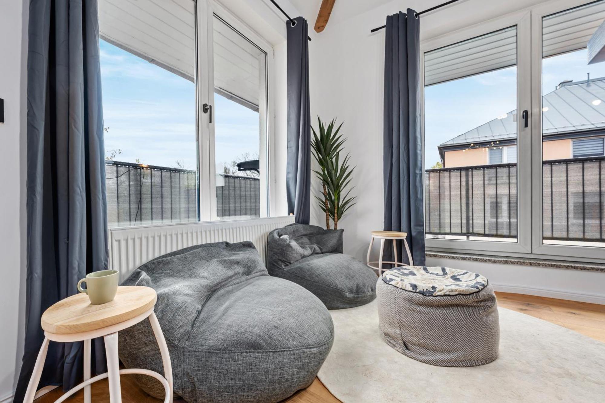 Edler Wohnraum Schwanenteich-Penthouse Mit Garage, Grill, Kaffeevollautomat, Klima, Lift & Terrasse Zwickau Exterior foto